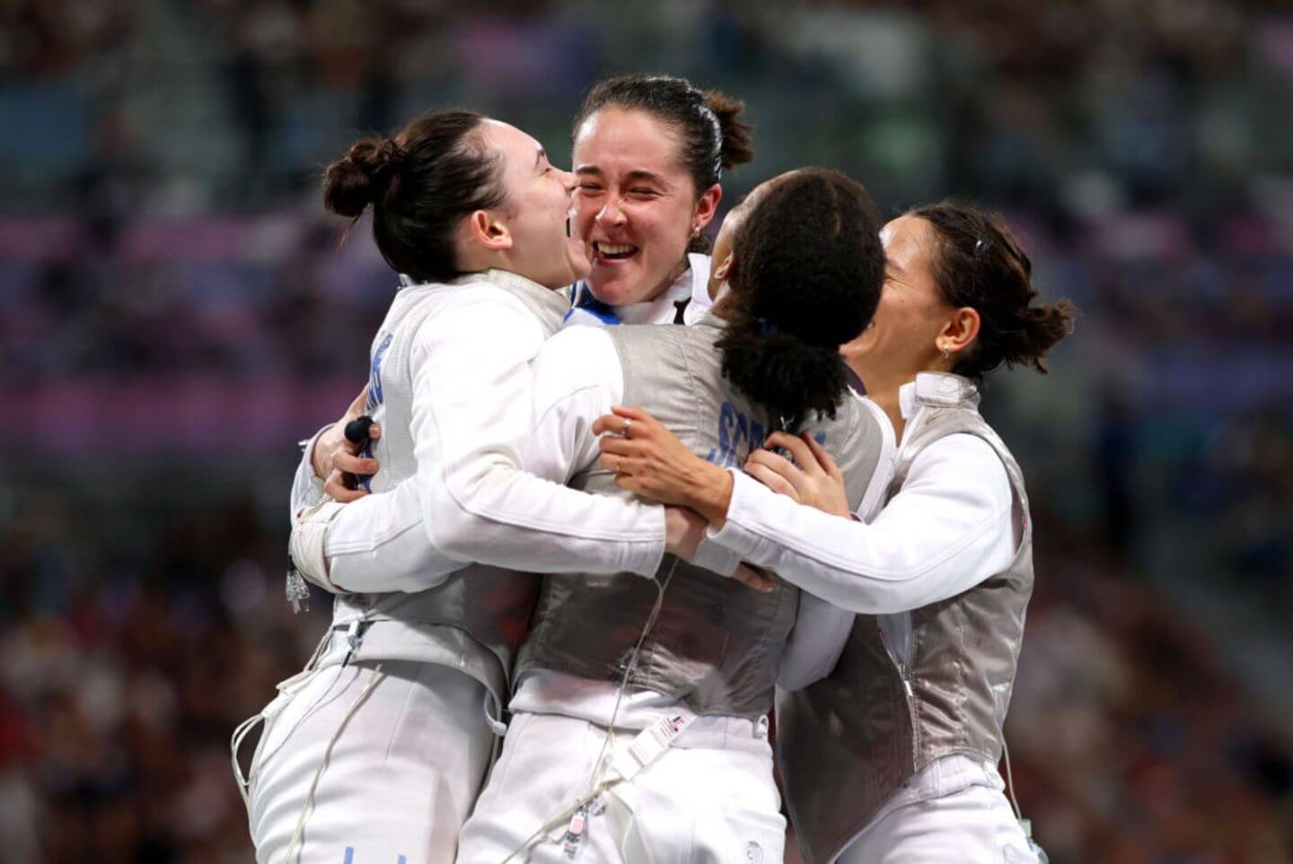 Fencing: United States reaches final in women's foil team event