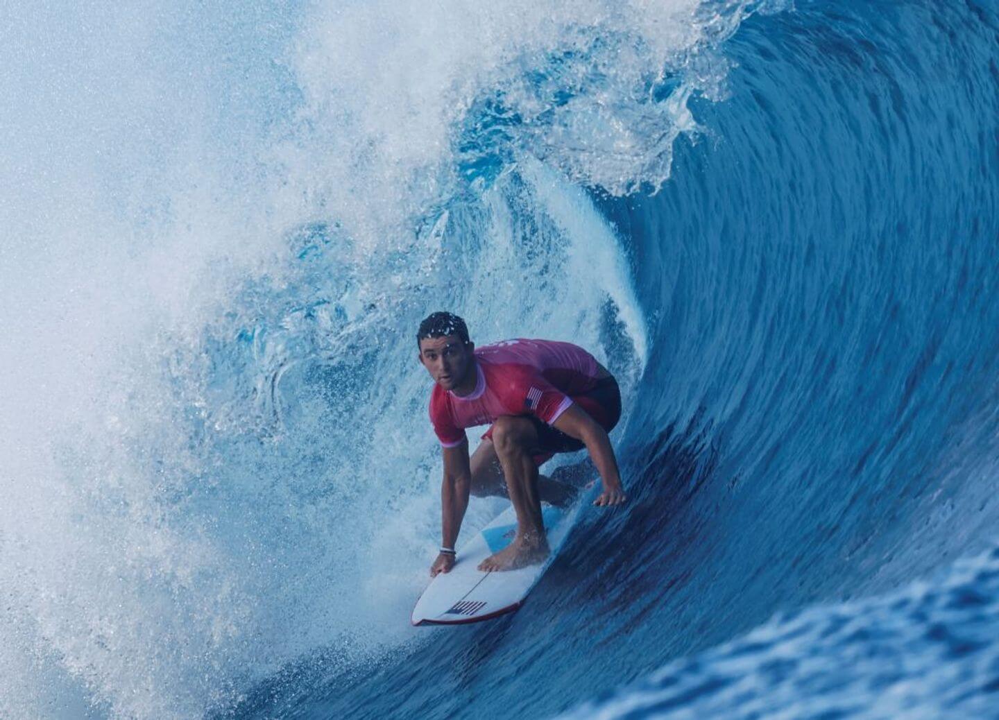 Surfing going ahead in Tahiti