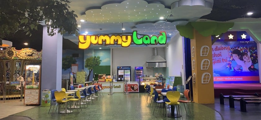  Quầy ẩm thực Yummy Land tại VinKE