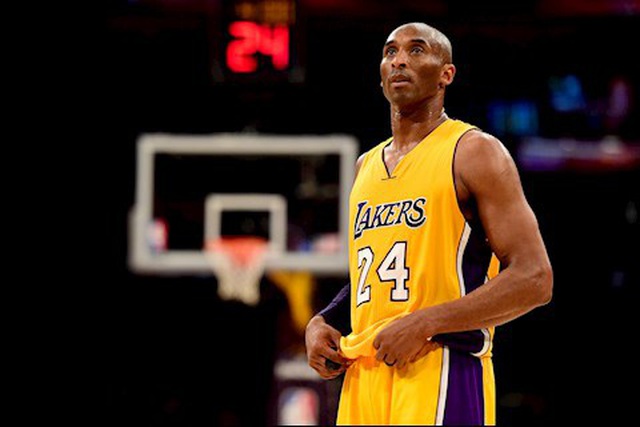 Huyền thoại bóng rổ Kobe Bryant cùng con gái thiệt mạng vì tai nạn máy bay thảm khốc - 1